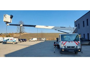 NISSAN LKW mit Arbeitsbühne