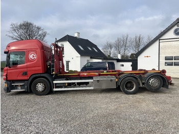 SCANIA P 320 Abrollkipper