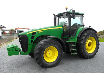 JOHN DEERE 8030 Series Traktor