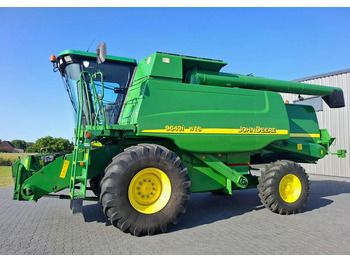 JOHN DEERE 2000 Series Mähdrescher