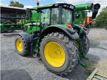 Traktor JOHN DEERE 6195M: das Bild 5