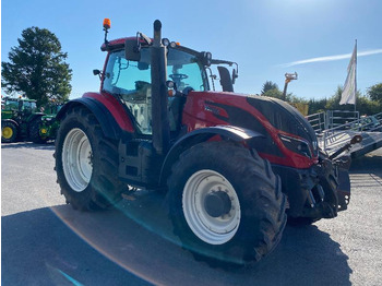 Traktor VALTRA T194 VERSU: das Bild 5