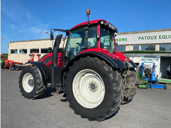 Traktor VALTRA T194 VERSU: das Bild 3