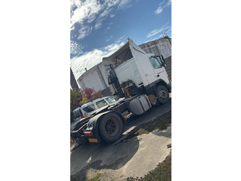 Sattelzugmaschine VOLVO FM42 Tractor Head: das Bild 4