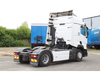 Sattelzugmaschine Renault T460: das Bild 4
