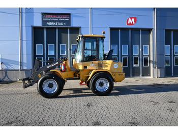VOLVO L30G Radlader