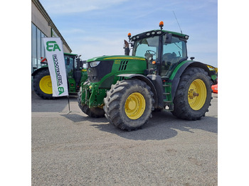 JOHN DEERE 6210R Traktor