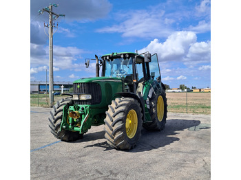 JOHN DEERE 6920 Traktor