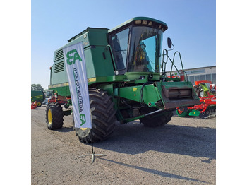 JOHN DEERE Mähdrescher