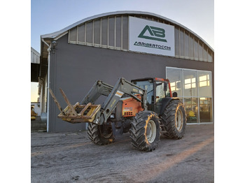 VALTRA 8550 Traktor