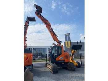 DOOSAN DX140LCR-5 Kettenbagger
