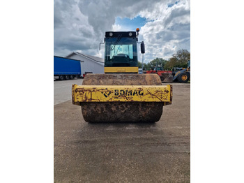 BOMAG Bw 213 DH-4 – Leasing BOMAG Bw 213 DH-4: das Bild 3