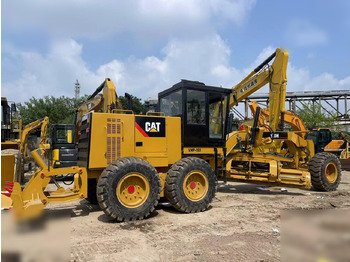 Grader CATERPILLAR 120H: das Bild 2 Grader CATERPILLAR 120H: das Bild 2