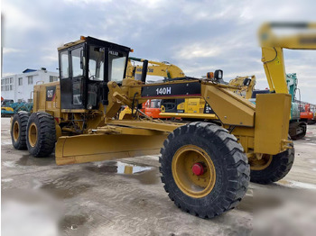 CATERPILLAR 140H Grader