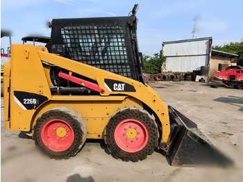 CATERPILLAR 226B Kompaktlader
