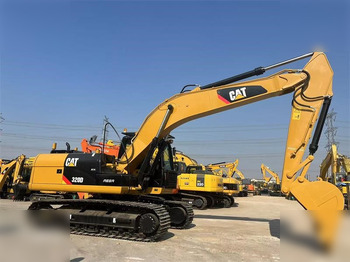 Kettenbagger CATERPILLAR 320D: das Bild 2