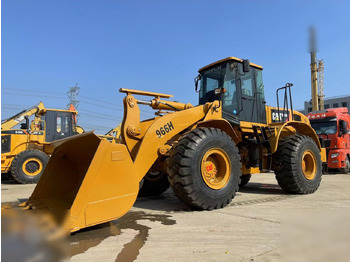 Radlader CATERPILLAR 966H: das Bild 3
