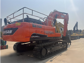 Kettenbagger DOOSAN DX340 LCA: das Bild 2