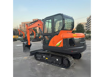DOOSAN DX60 Kettenbagger