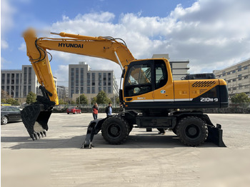 HYUNDAI Mobilbagger
