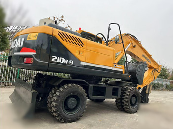 Mobilbagger HYUNDAI ROBEX 210W-9S: das Bild 2