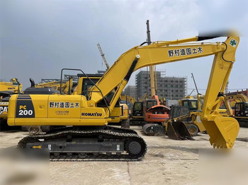 KOMATSU PC200-8 Kettenbagger