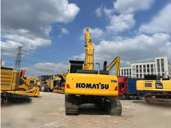 Kettenbagger KOMATSU PC220-8: das Bild 3