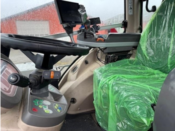Traktor Fendt 828 Vario S4 Profi: das Bild 4
