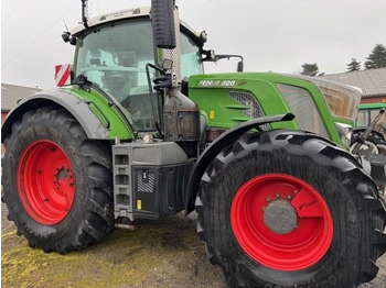 Traktor Fendt 828 Vario S4 Profi: das Bild 2