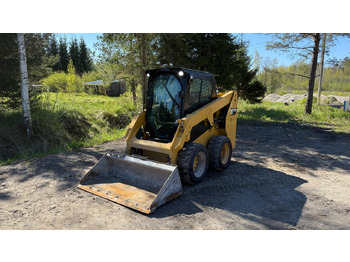 CATERPILLAR 226D Kompaktlader