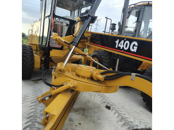 CATERPILLAR 140H Grader