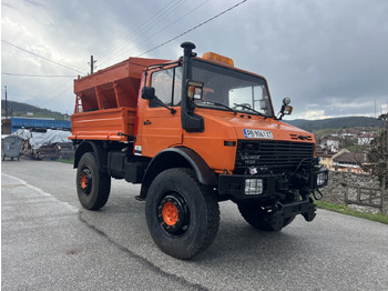 UNIMOG U1500 Schneeräumfahrzeug