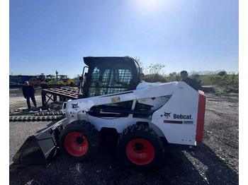 Skid Steer Loader Bobcat S550 Original Wheel Loader in Good Condition on Sale Bobcat 550 [ Copy ] – Leasing Skid Steer Loader Bobcat S550 Original Wheel Loader in Good Condition on Sale Bobcat 550 [ Copy ]: das Bild 1