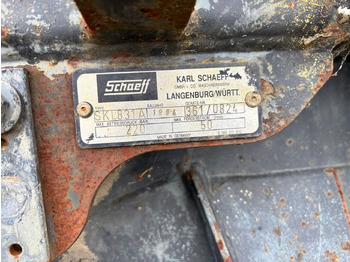 Radlader Schaeff Seitenkippschaufel: das Bild 3