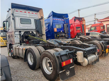 Sattelzugmaschine AUMAN 560HP: das Bild 5