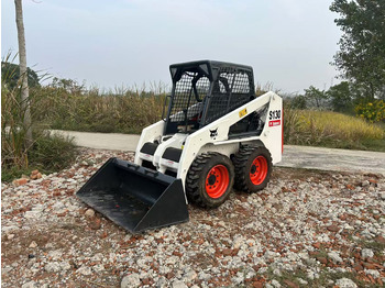 BOBCAT S130 Kompaktlader