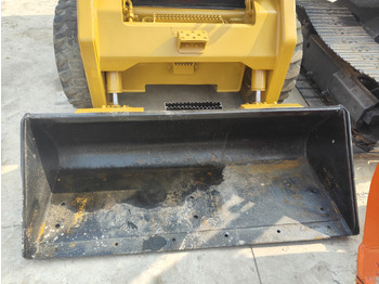 Kompaktlader CATERPILLAR Used skid-steer CAT246D: das Bild 5 Kompaktlader CATERPILLAR Used skid-steer CAT246D: das Bild 5