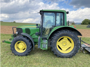 JOHN DEERE 6320 Traktor