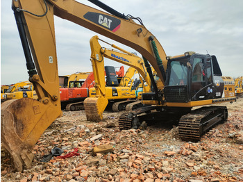 CATERPILLAR 320D Kettenbagger