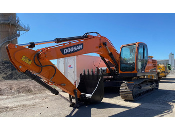 DOOSAN DX225LCA Kettenbagger