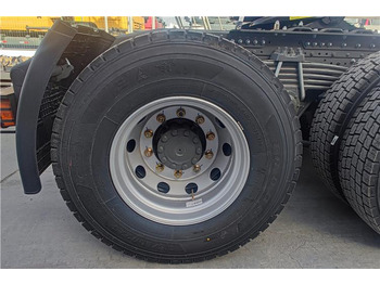 Sattelzugmaschine neu kaufen sinotruk Howo 380hp 6x4 truck tractor for sale in Congo: das Bild 4 Sattelzugmaschine neu kaufen sinotruk Howo 380hp 6x4 truck tractor for sale in Congo: das Bild 4