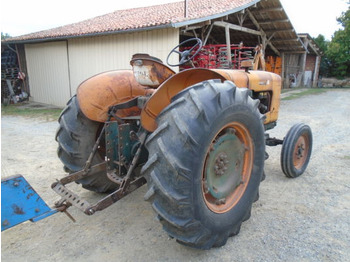 Traktor Someca super 40: das Bild 2 Traktor Someca super 40: das Bild 2