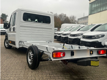 Minisattelzug, Transporter mit Doppelkabine neu kaufen Opel Movano Fahrgestell DoKa PS 180 35 L4 Heavy DSK: das Bild 5 Minisattelzug, Transporter mit Doppelkabine neu kaufen Opel Movano Fahrgestell DoKa PS 180 35 L4 Heavy DSK: das Bild 5