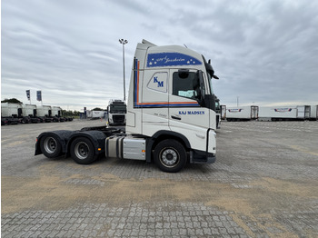 VOLVO FH 500 Sattelzugmaschine