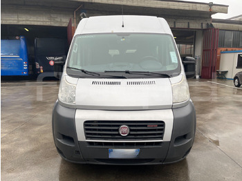 Kleinbus, Personentransporter Fiat Ducato: das Bild 2