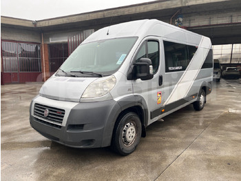 Kleinbus, Personentransporter Fiat Ducato: das Bild 4