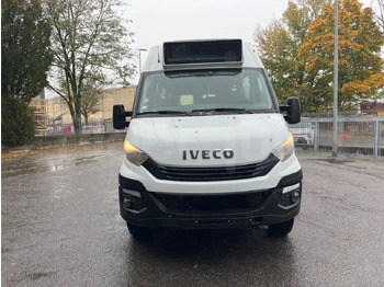 Überlandbus Iveco Daily: das Bild 2