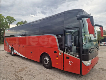 VAN HOOL Reisebus