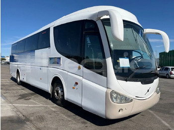 VOLVO Reisebus