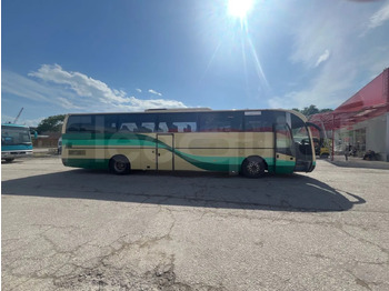 VOLVO Reisebus